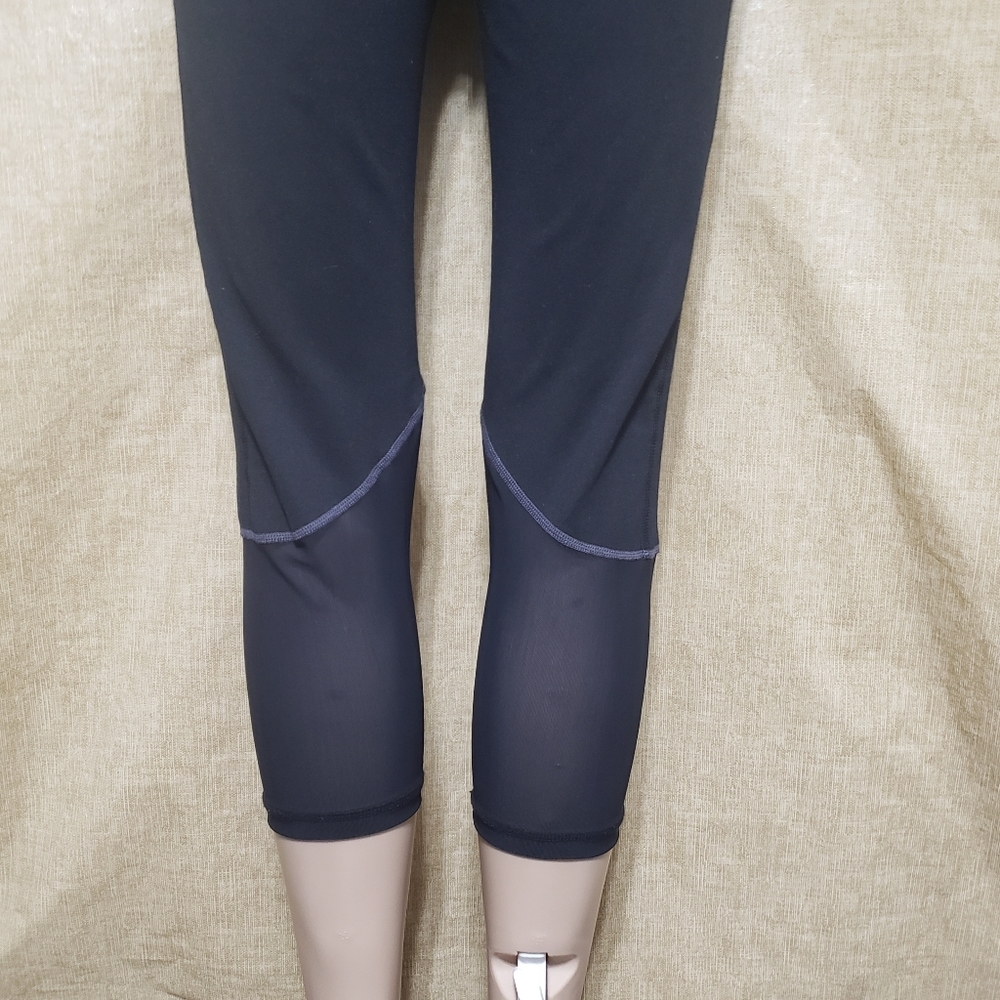 Zella Size S/P Capri Leggings - Picture 8 of 11